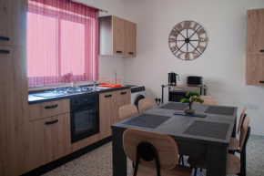 Central Two Bedroom Apartment in Bugibba